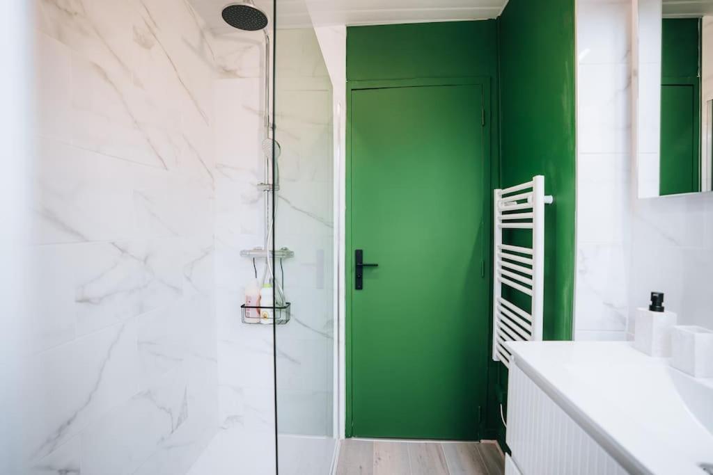 Le Bertrand • Le Raffinement En Coeur De Ville Châteauroux Buitenkant foto